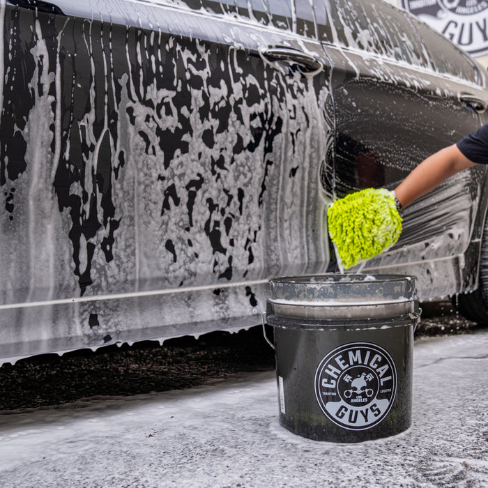 Chemical Guys Heavy Duty Smoked Obsidian Black Bucket