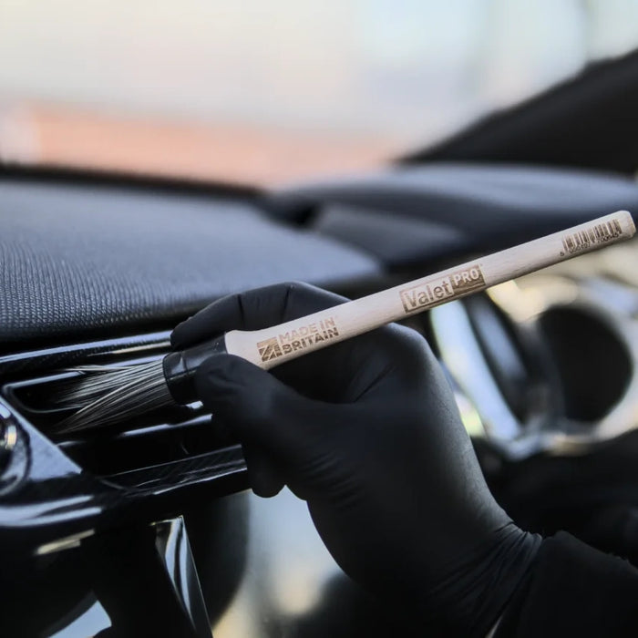 ValetPRO Small Wooden Handle Dash Brush