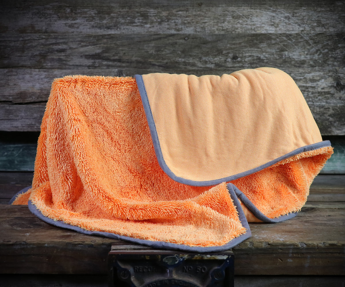 CARPRO DHydrate BOLD Microfibre Drying Towel — Slims Detailing