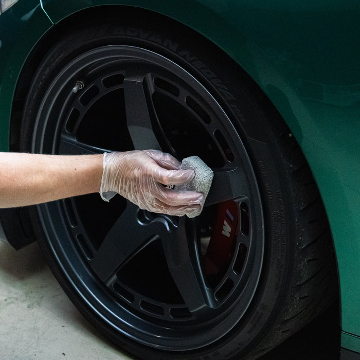 Gtechniq GT1 Easy-Apply Ceramic Coating Kit