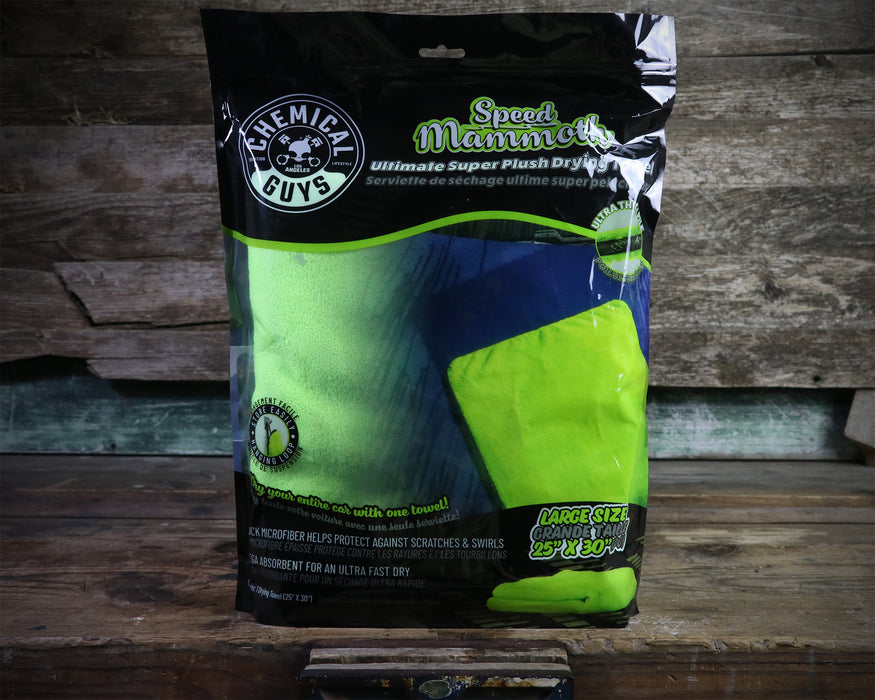 Chemical Guys Speed Mammoth Ultimate Super Plush Drying Towel