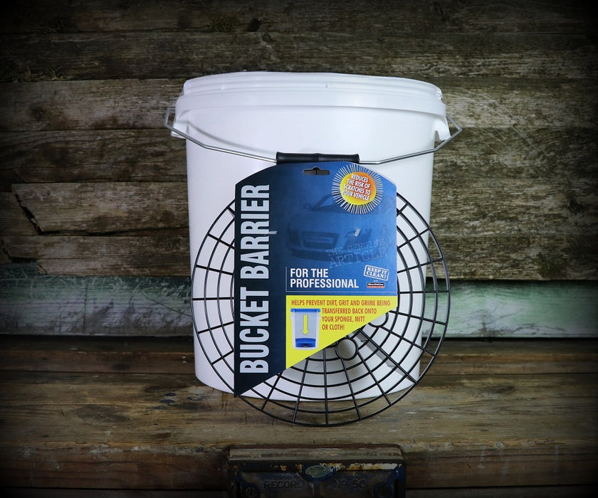 Martin Cox 5 Gallons Bucket with Free Bucket Barrier