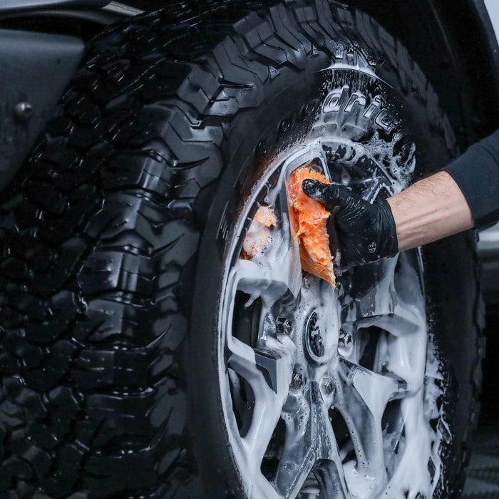 CARPRO FingerPrint Precision Mini Wheel Mitt