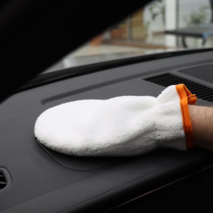 CARPRO InnerScrub Detailing Glove